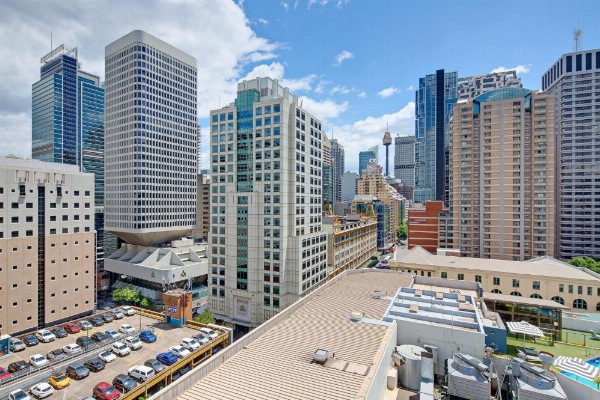 Zara Tower  Luxury Suites and Apartments image 15