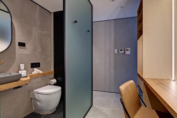Zara Tower  Luxury Suites and Apartments image 21