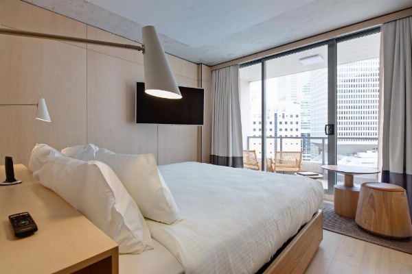 Zara Tower  Luxury Suites and Apartments image 23