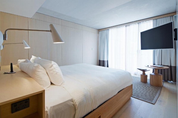 Zara Tower  Luxury Suites and Apartments image 27