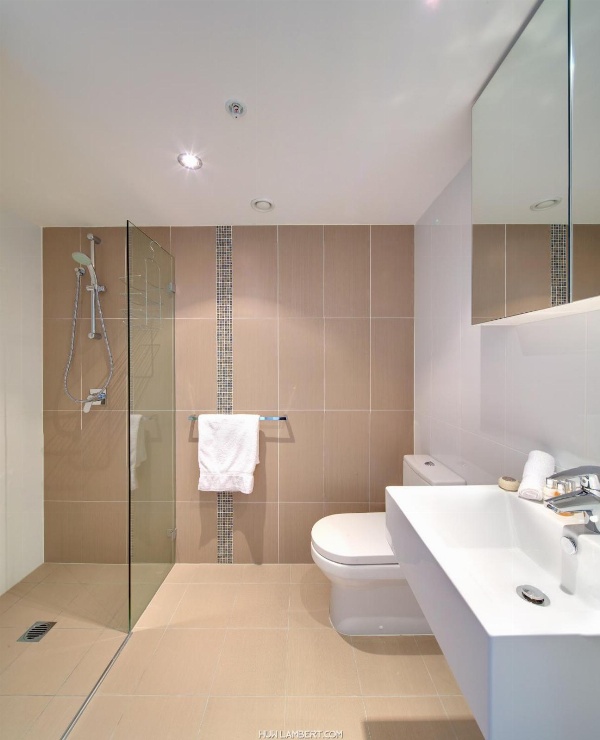 Zara Tower  Luxury Suites and Apartments image 4