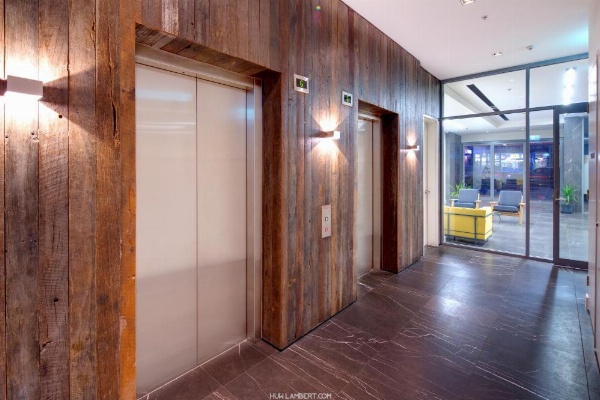 Zara Tower  Luxury Suites and Apartments image 8